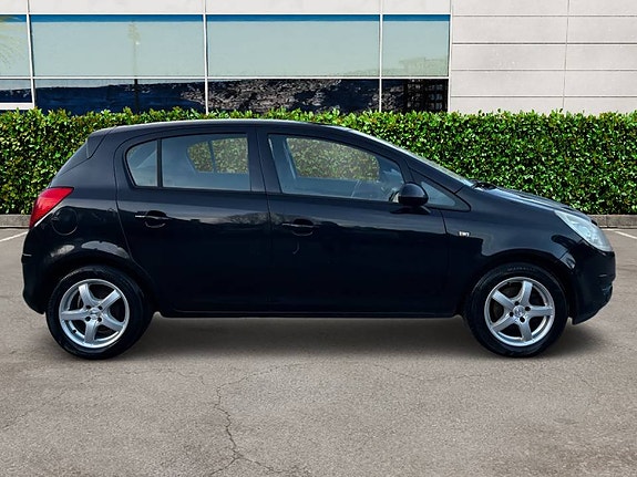 Opel Corsa 5 of 5