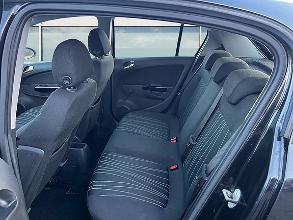 Opel Corsa 9 of 13