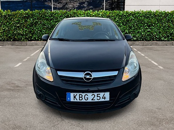 Opel Corsa 2 of 5
