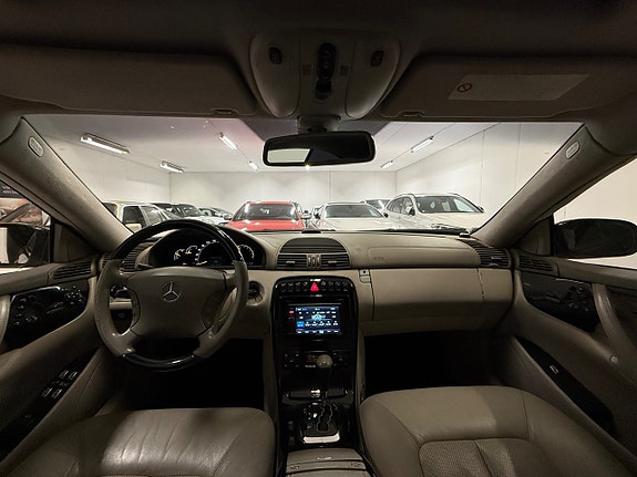 Mercedes-Benz CL500 13 of 22