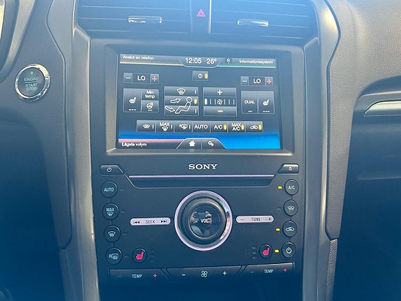 Ford Mondeo 16 of 24