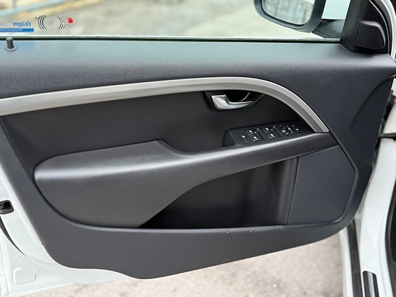 Volvo V70 25 of 30