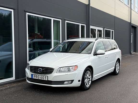 Volvo V70 16 of 30