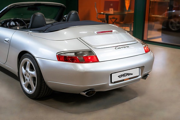 Porsche 911 6 of 30