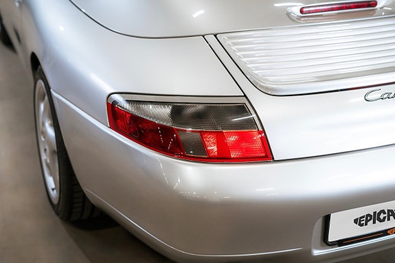Porsche 911 12 of 30