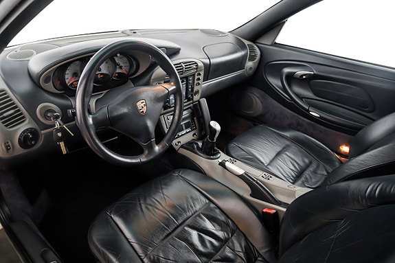 Porsche 911 14 of 30