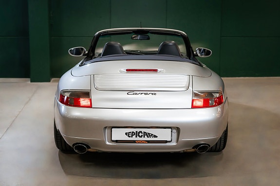 Porsche 911 8 of 30