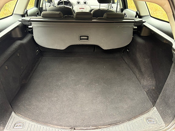 Ford Mondeo 4 of 12