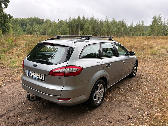 Ford Mondeo 10 of 12