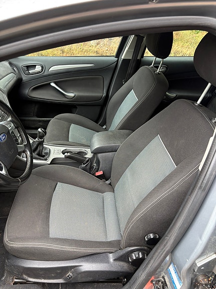 Ford Mondeo 6 of 12