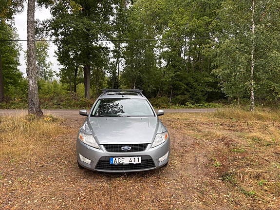Ford Mondeo 3 of 12