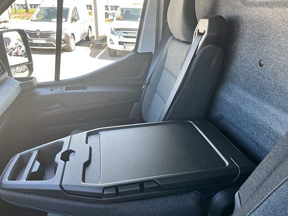 Renault Master 13 of 13