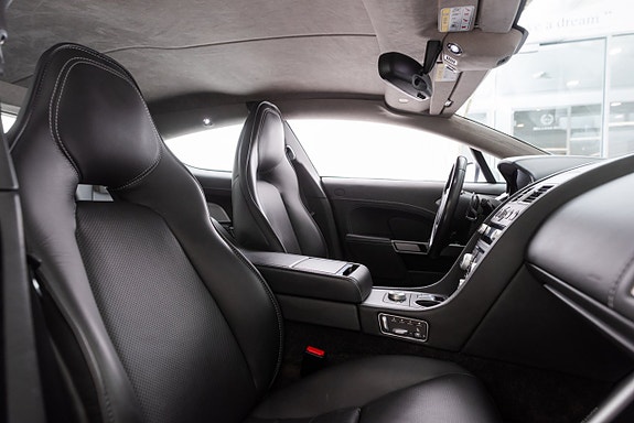 Aston Martin Rapide 29 of 30