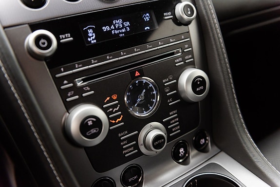 Aston Martin Rapide 18 of 30