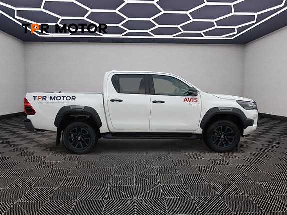 Toyota HiLux 6 of 11