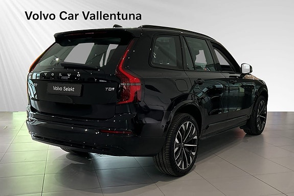 Volvo XC90 5 of 19
