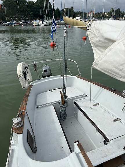 Hallberg-Rassy Misil 2 6 of 13