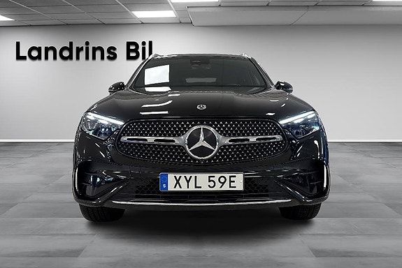 Mercedes-Benz GLC300 de 2 of 20
