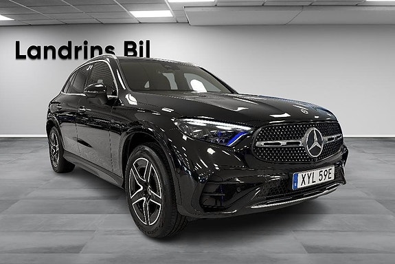 Mercedes-Benz GLC300 de 3 of 20