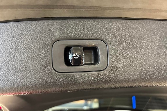 Mercedes-Benz GLC300 de 17 of 20