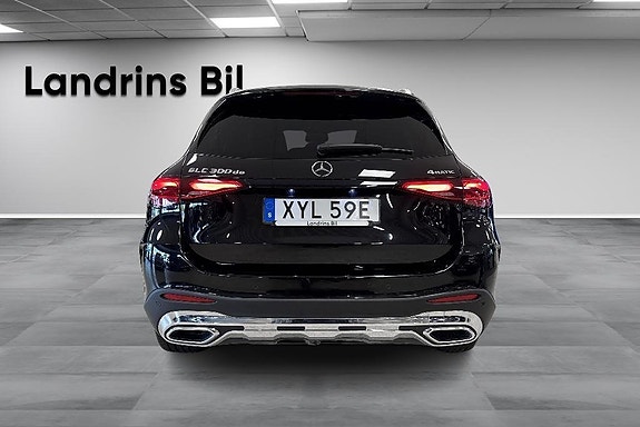 Mercedes-Benz GLC300 de 5 of 20