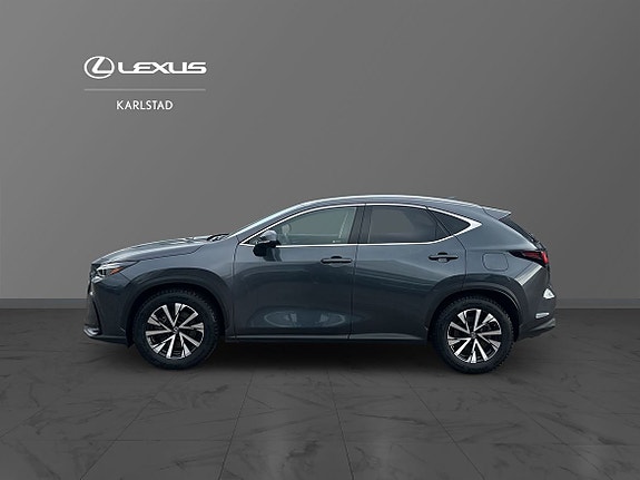 Lexus NX450h+ 3 of 12