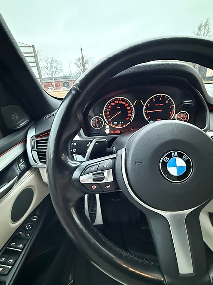 BMW X5 13 of 30