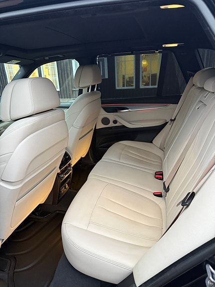BMW X5 8 of 30