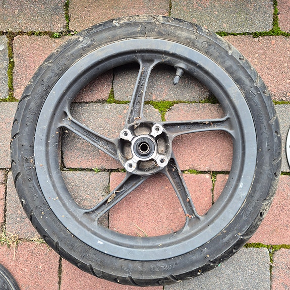 Product image 2 of 5