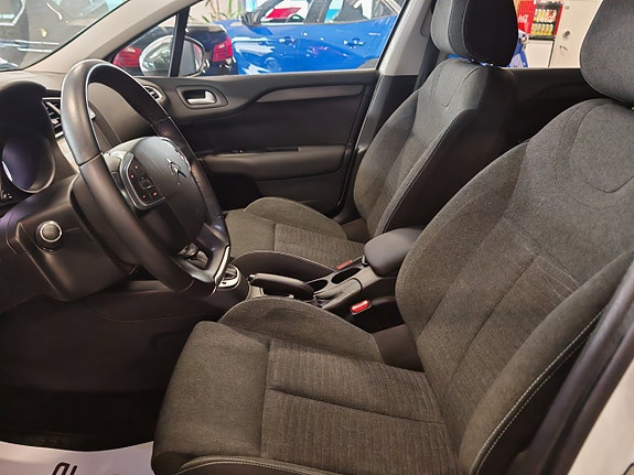 Citroen C4 7 of 16