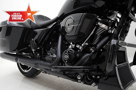 Harley-Davidson Road Glide 8 of 23