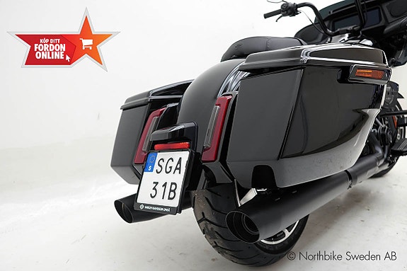 Harley-Davidson Road Glide 12 of 23