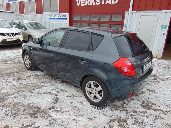 Kia Ceed 6 of 10
