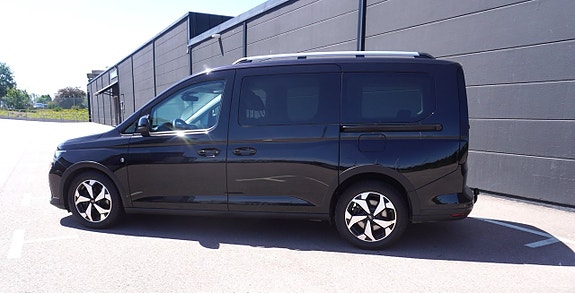 Ford Connect Tourneo 3 of 5