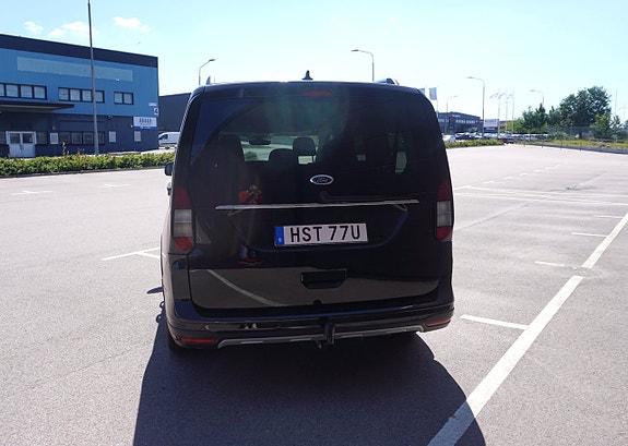 Ford Connect Tourneo 5 of 5