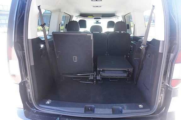 Ford Connect Tourneo 6 of 12