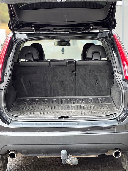 Volvo XC60 9 of 20