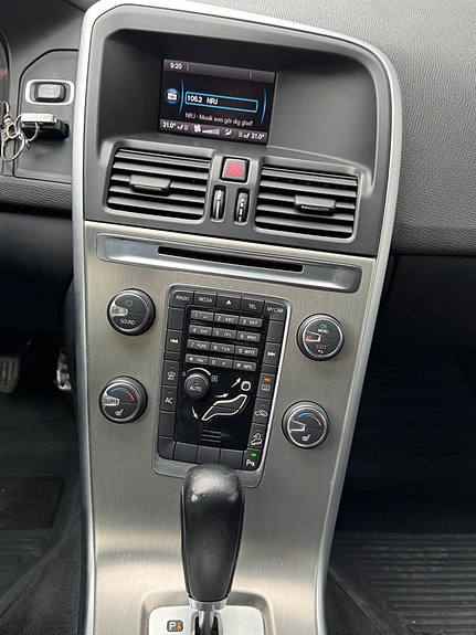 Volvo XC60 19 of 20