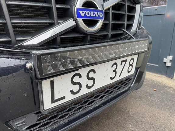 Volvo XC60 11 of 20