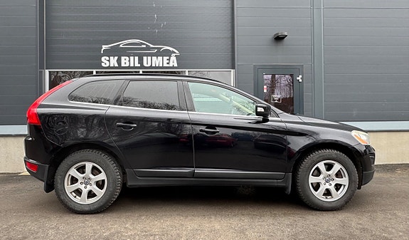 Volvo XC60 7 of 20