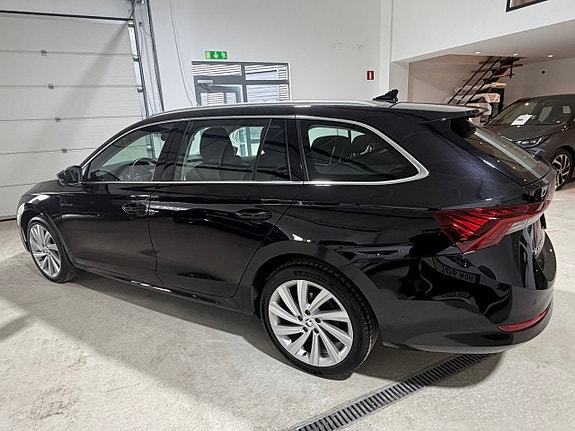 Skoda Octavia 11 of 13