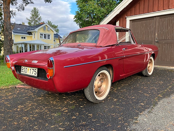 Renault Caravelle 3 of 15