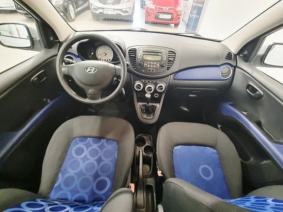 Hyundai i10 10 of 23
