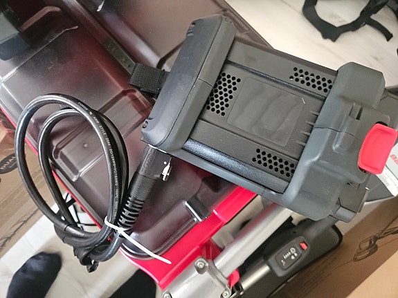 Product image 9 of 10