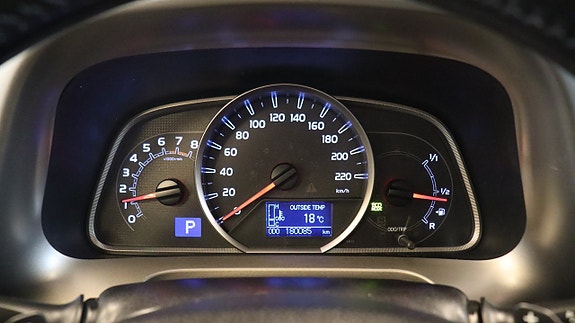 Toyota RAV4 14 of 19