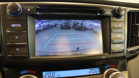 Toyota RAV4 16 of 19