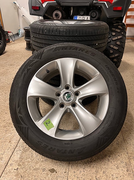 Product image 2 of 7