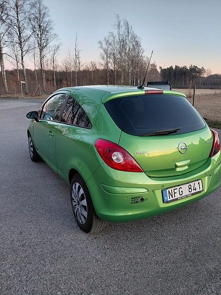 Opel Corsa 4 of 5