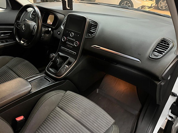 Renault Grand Scenic I 8 of 16