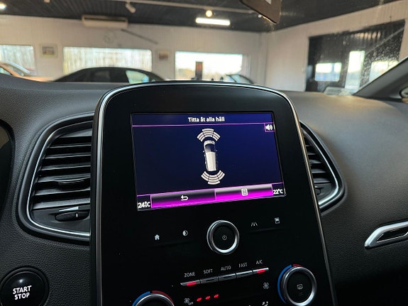 Renault Grand Scenic I 12 of 16